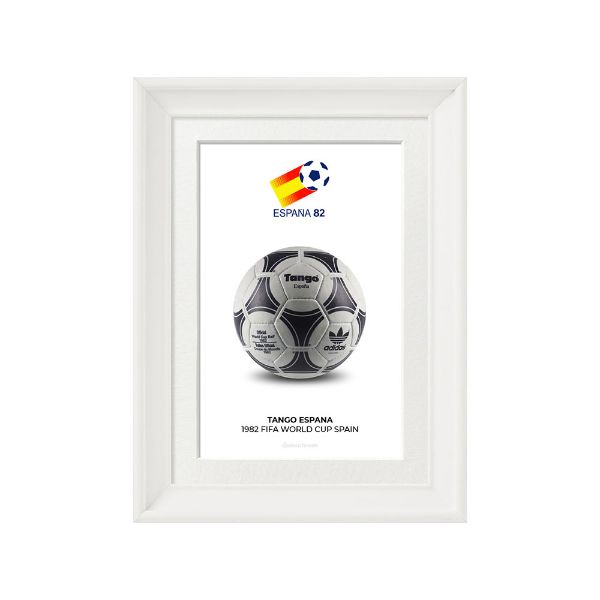 صورة الكرة الرسمية لكأس العالم 1982 (نسخة)