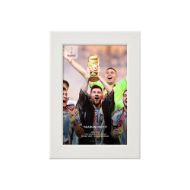 صورة ميسي يرفع كأس العالم 2022